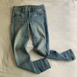 American Eagle Light Wash Jeans